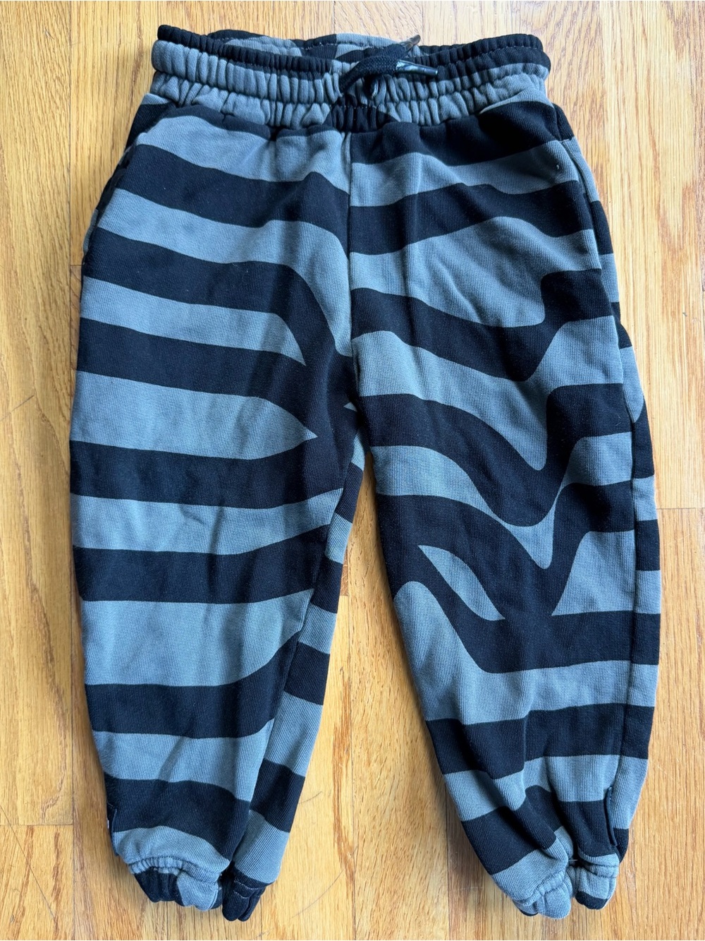 Nununu joggers 3/4